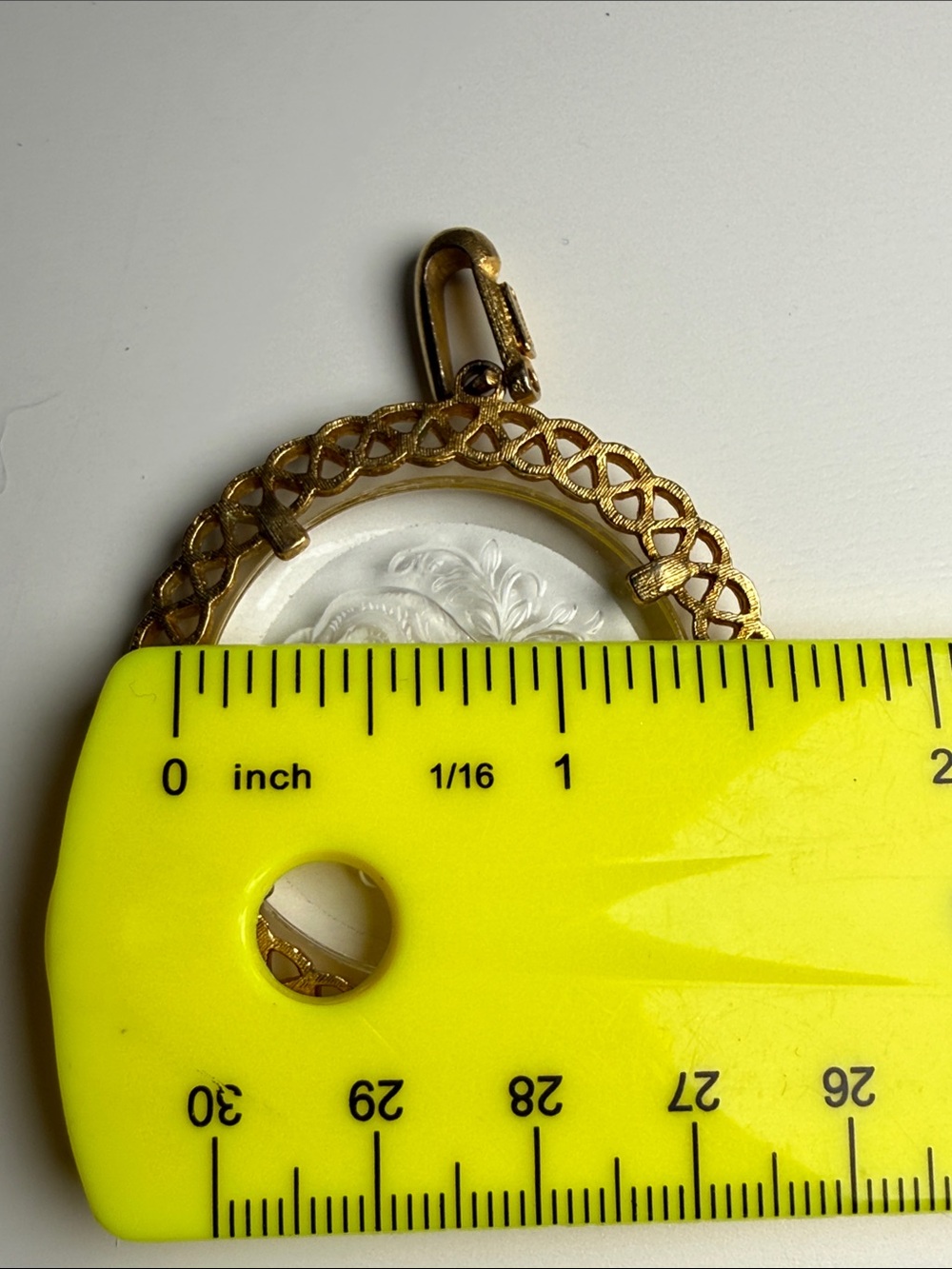 ⭐️ Vintage Crown Trifari Gold-Tone Ram Intaglio Pendant Necklace charm stunning - Picture 11 of 11